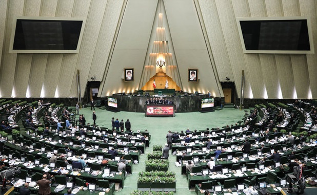 نامه جمعی از نمایندگان مجلس به روحانی درباره آزمون استخدامی