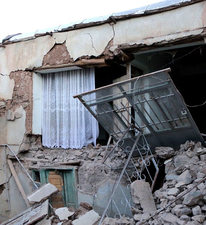  خدمات‌رسانی به مناطق زلزله زده آذربایجان شرقی سرعت گرفت / ۶۰ درصد آورابردای انجام شده