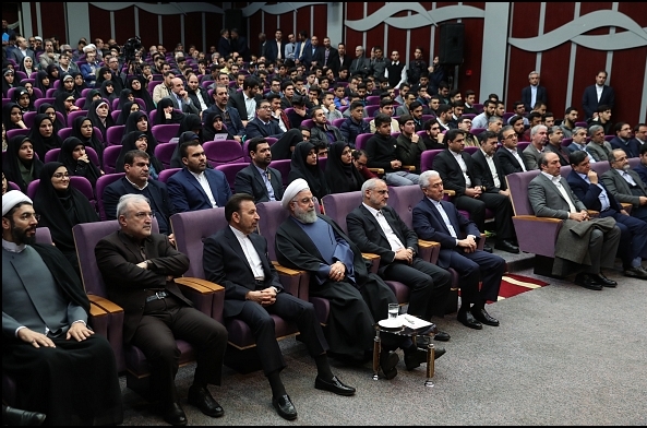 آقای روحانی؛ به وزارت آموزش و پرورش اجازه دهید صد نفر از فارغ‌التحصیلان فعال فرهنگی در پردیس‌ها بمانند
