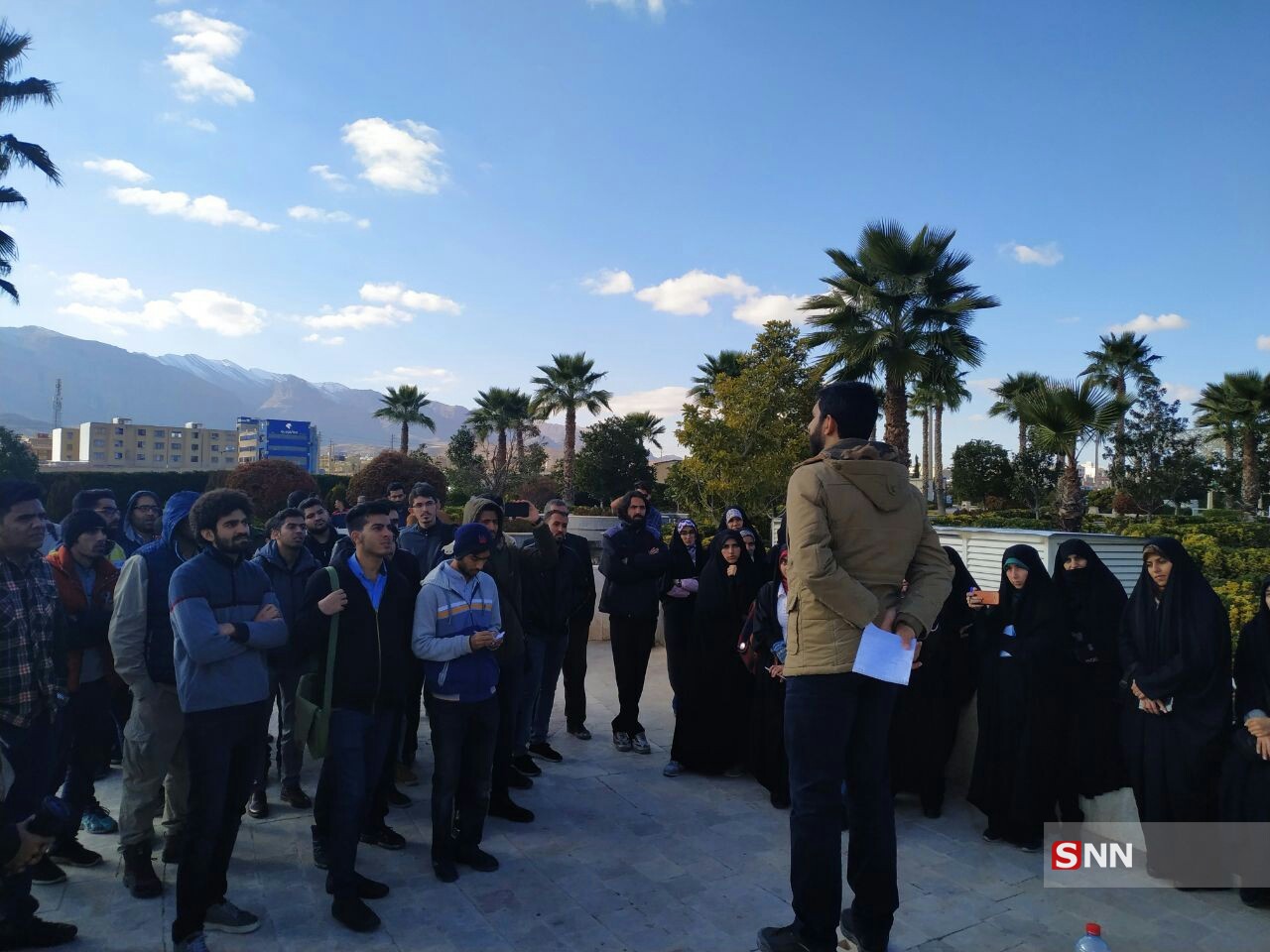 بازدید دانشجویان دانشگاه شیراز از مناطق شهر