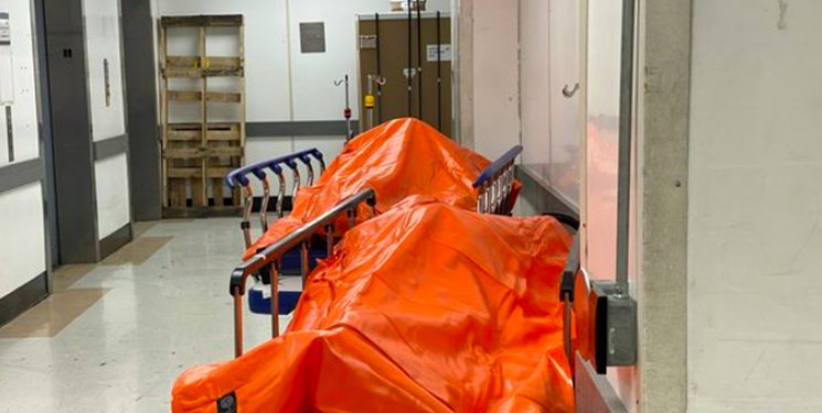 عکس/ ازدحام کشته‌های کرونایی در راهرو‌های بیمارستان نیویورک