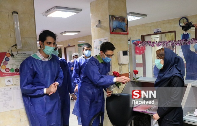 کادر درمان بیمارستان بهارلو به مناسبت شب یلدا مورد تقدیر واقع شدند