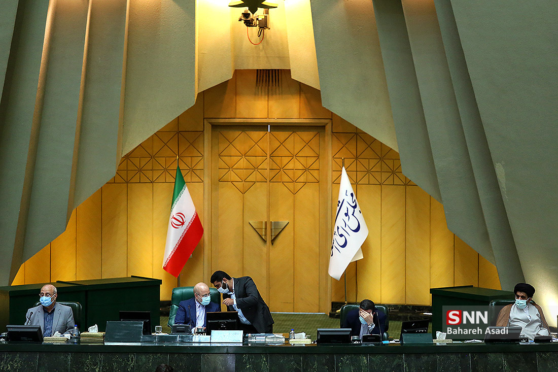 پشت کردن مجلس به بازوی پژوهشی خانه مردم / روحانی چگونه مجلس را خلع سلاح کرد؟ / بودجه‌ای که برای اجرا نشدن بسته شد!