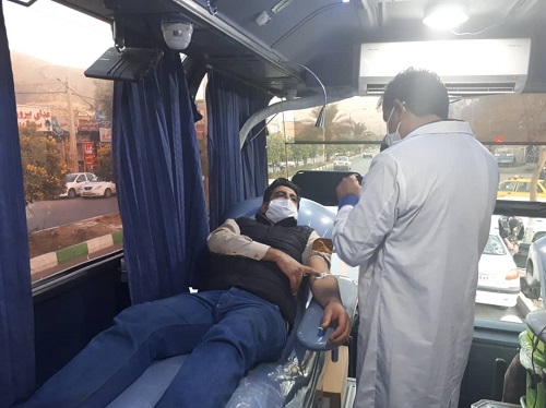 برپایی ایستگاه‌های محلی انتقال خون از سوی دانشجویان بسیجی شیرازی