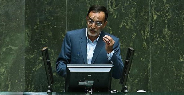 ظریف اولین وزیر کابینه دوازدهم که از مجلس یازدهم دو کارت زرد گرفت/ اولتیماتوم نمایندگان به وزیر امور خارجه