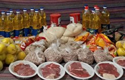 جهادگران دانشگاه مذاهب اسلامی سنندج اقدام به توزیع بسته‌های معیشتی بین نیازمندان کردند