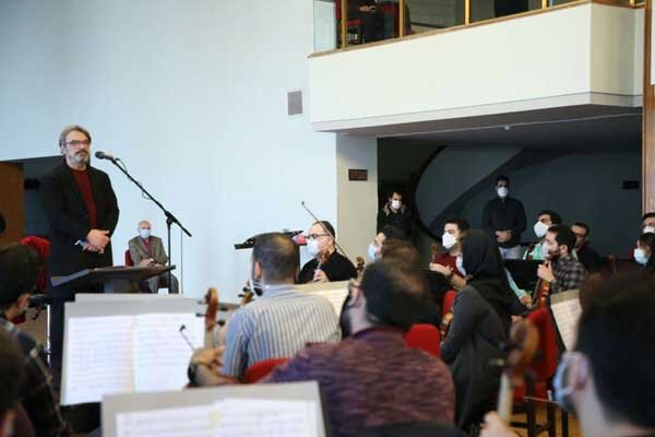 بازدید حسین علیزاده از تمرین ارکستر ملی ایران