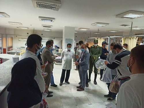 توزیع ٣٠٠ بسته فرهنگی در بیمارستان امام سجاد (ع) یاسوج از سوی دانشجویان بسیجی