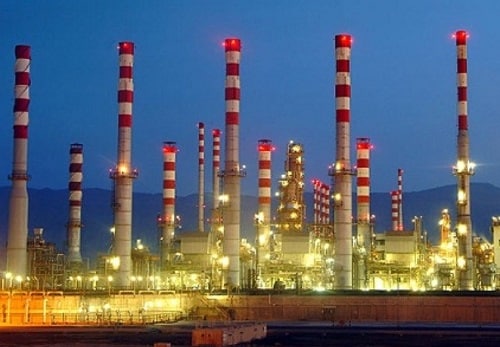 گزارش 6 فروردین//غارت در قامت خصوصی‌سازی / پرونده ابطال قرارداد واگذاری پالایشگاه نفت کرمانشاه هنوز در بلاتکلیفی به سر می‌برد