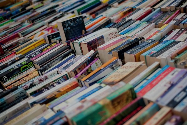 قصه پرپیچ و خم بازار کتاب در بن بست کرونا