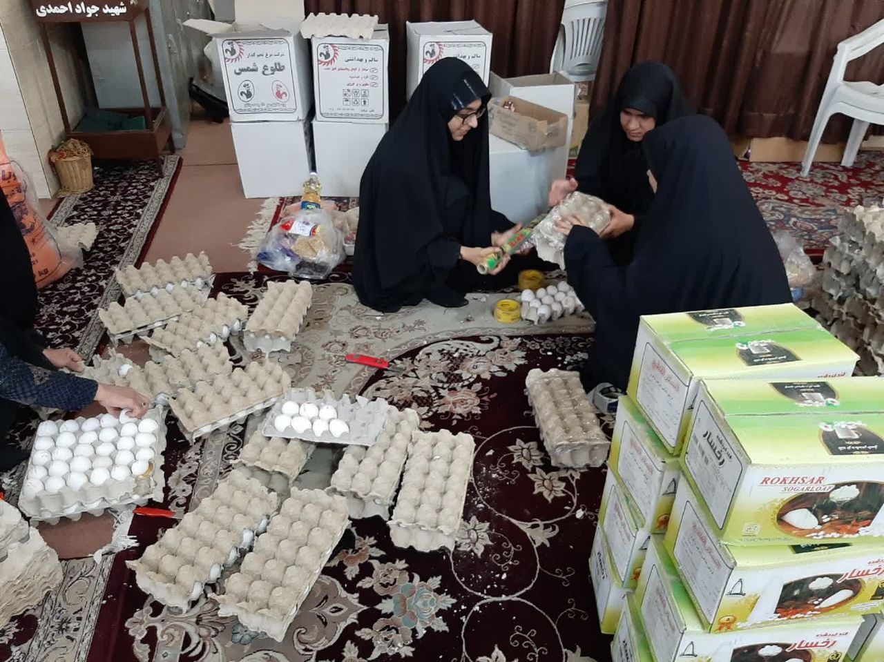 برای فردا//اقدامات بسیج خواهران دانشگاه یزد در بحران کرونا و شروع ماه رمضان/ توزیع بسته های غذایی در محلات محروم شهرستان یزد