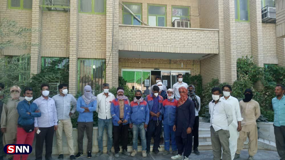 اعتراض کارگران طرح ۴۶ هزار هکتاری دشت سیستان به دلیل عدم دریافت ۷ ماهه حقوق