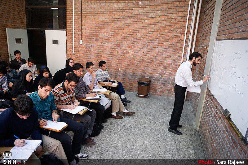 کلاس‌های عملی دانشگاه آزاد آذربایجان غربی به مدت دو هفته لغو شد