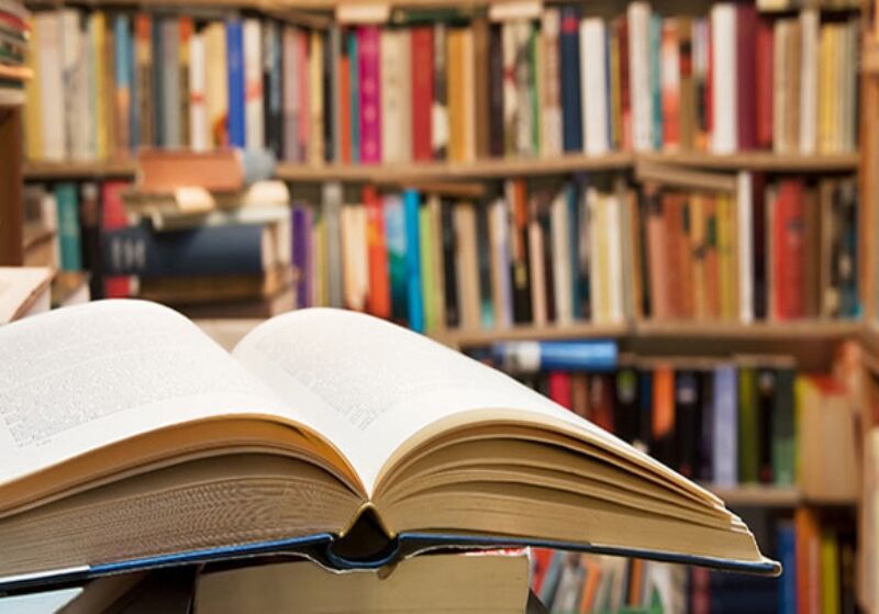 مسابقه کتابخوانی هشت بهشت با کتاب «خط مقدم» ویژه دانشجویان برگزار می‌شود