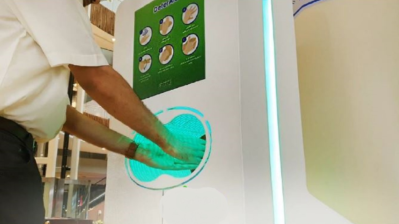 اختراع دستگاه ضدعفونی کننده دست به همت دانشجوی همدانی