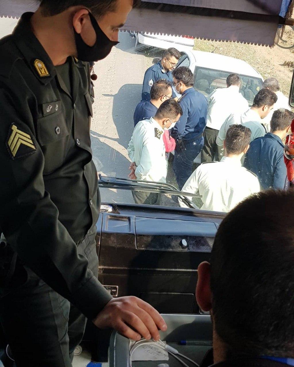 نیروی انتظامی از تجمع دانشجویان در شرکت کشت و صنعت مغان ممانعت کرد + عکس