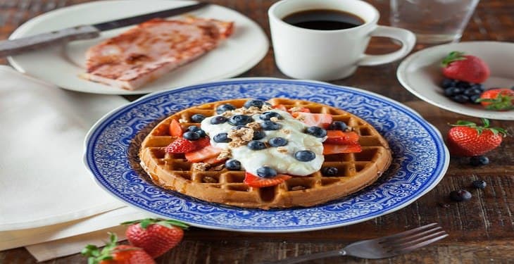 10+1 گزینه از سالم ترین انواع صبحانه که در روزهای شلوغ به کارتان خواهد آمد