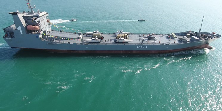 مانور تسلیحات ایرانی در عمق اقیانوس‌ها/ ناو «شهید رودکی» یک زرادخانه تسلیحاتی است