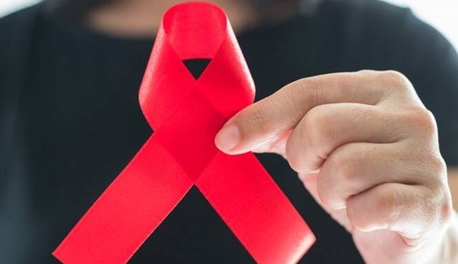 هزینه 8 میلیارد و 200 میلیون تومانی برای آزمایش بیماران مبتلا به ایدز
