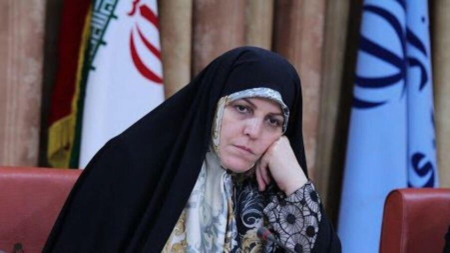 گرفتن حق مادری از زنان کارتن خواب مدال افتخار معاون سابق روحانی