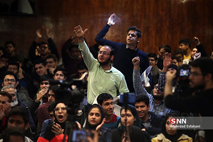 کادرسازی برای انقلاب اسلامی یا جریانات سیاسی؟ / رسالت دانشجو از تبیین تا مطالبه آرمان خواهی