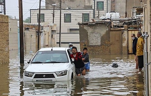 بماند//بسیج دانشجویی بوشهر برای حمایت از سیل زدگان استان کمک نقدی و غیرنقدی جمع آوری می‌کند