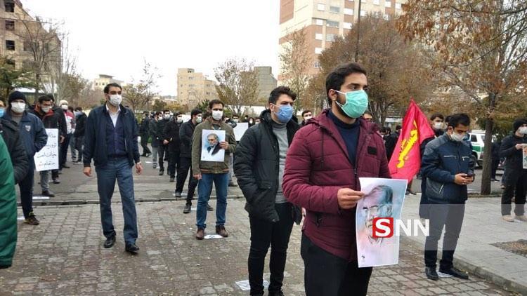 برگزاری تجمع مردمی و دانشجویان بسیجی آذربایجان شرقی در پی ترور دانشمند شهید محسن فخری‌زاده