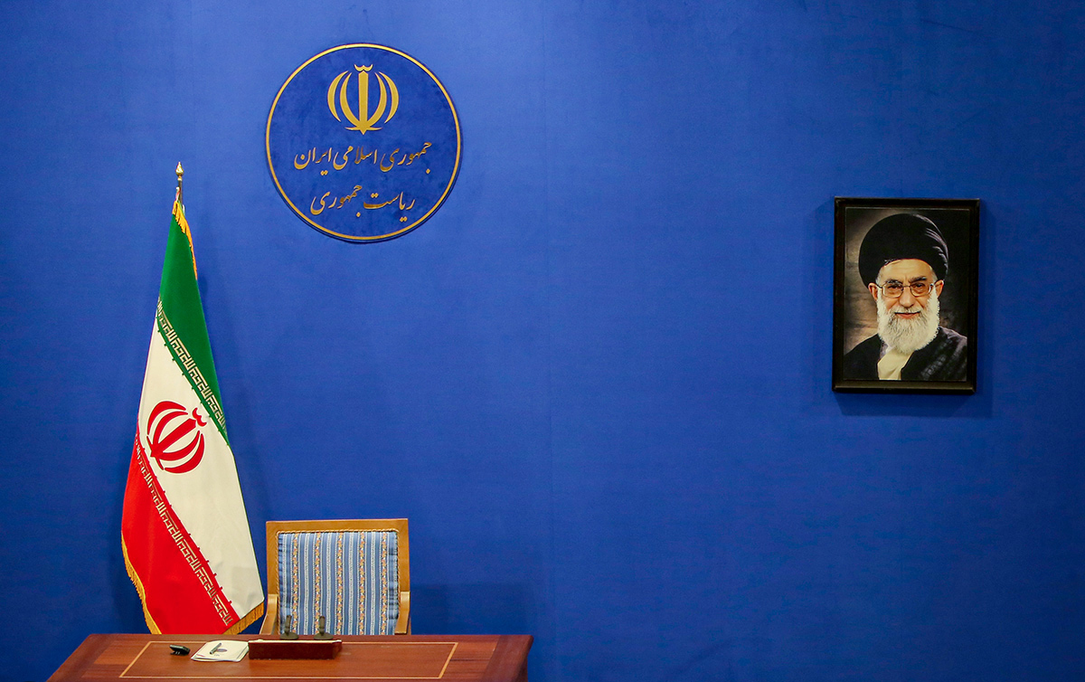 دعوت از کاندیداهای احتمالی ریاست جمهوری برای حضور در جلسات قرارگاه دانشجویی «ایران قوی»