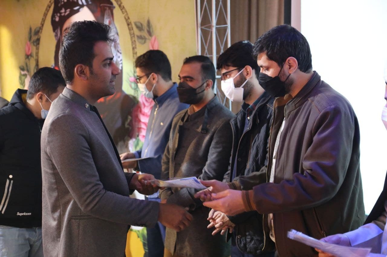 اماده////ششمین دوره آموزشی خط امام (ره) در دانشگاه پیام نور کردستان پایان یافت