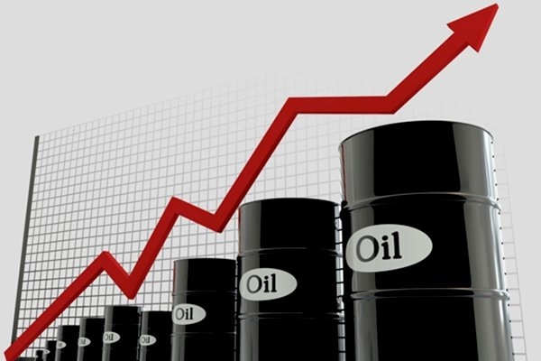 قیمت نفت قله 90 دلار را فتح کرد