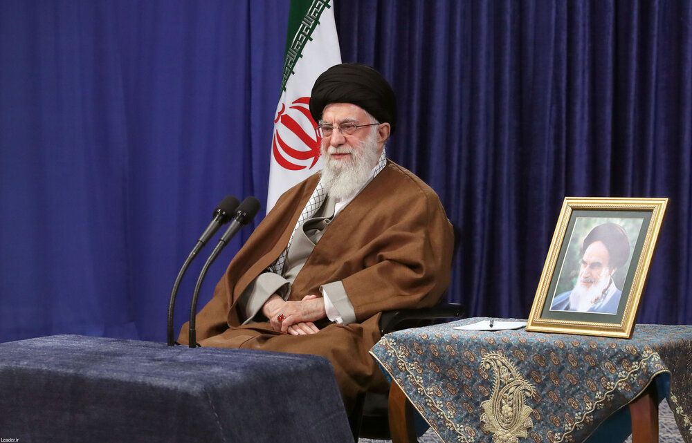 متن سخنرانی نماینده جهادگران عرصه سلامت و خدمت در محضر رهبر انقلاب / ساختارهای فعلی نتوانستهاند سلیقههای متفاوت سیاسی را جذب حرکتهای جهادی کنند