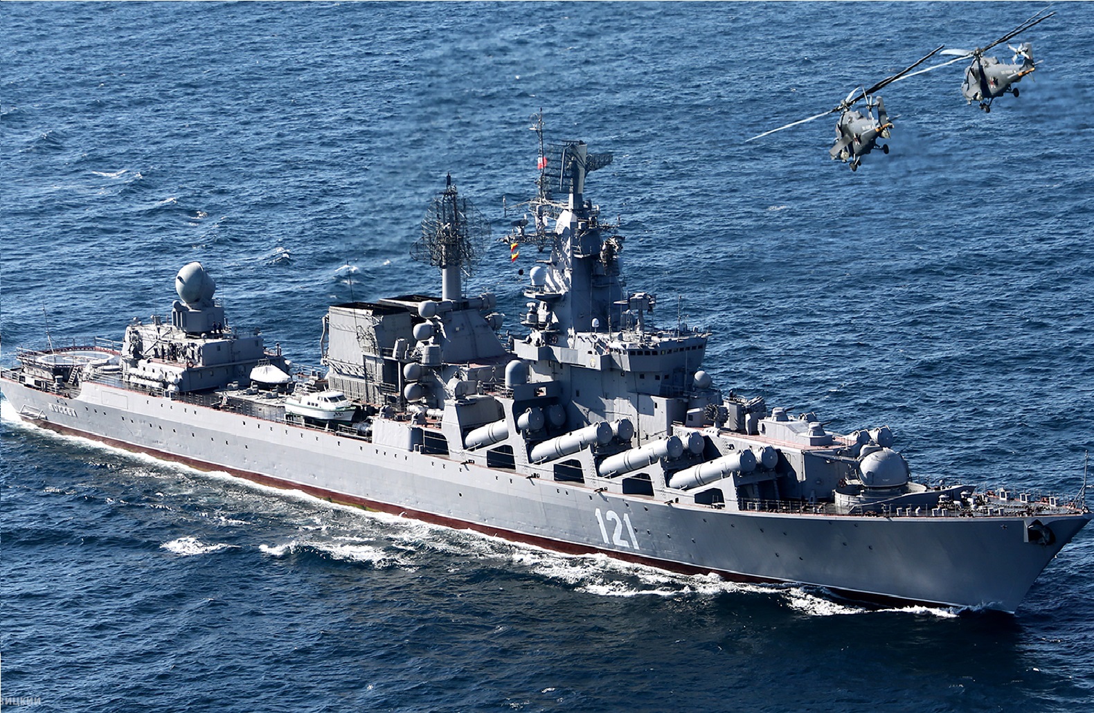 اسکورت کشتی‌های ایرانی در مدیترانه توسط ارتش روسیه| دبکافایل اسرائیل مدعی شد: اسرائیل طی دو سال گذشته ۱۲ نفتکش ایرانی را هدف قرار داده است