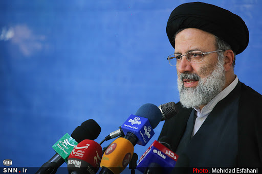 شروع مراسم تنفیذ حکم سیزدهمین دوره ریاست‌جمهوری اسلامی ایران