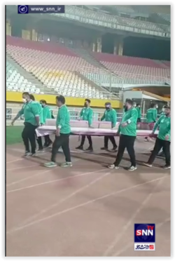 آماده‌سازی سکوی قهرمانی جام حذفی در دقایق پایانی دیدار استقلال-فولاد