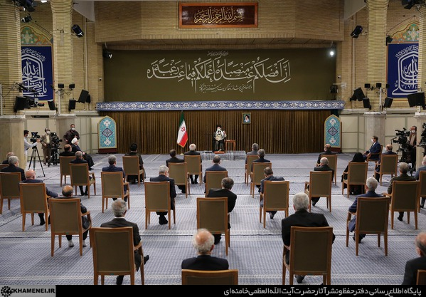 شباهت «تقریبا هیچ» دیدار آخر دولت روحانی با دیدار آخر دولت‌های پیشین/ وقتی دولت تدبیر و امید به‌جای الگو، «عبرت» می‌شود