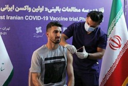 همه‌ی سلبریتی‌ها، بازیگرها، خواننده‌ها، فوتبالیست‌ها و مداحان معروفی که واکسن ایرانی زدند