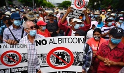 اعتراض مردم السالوادور به تصویب بیت کوین به عنوان ارز رسمی این کشور