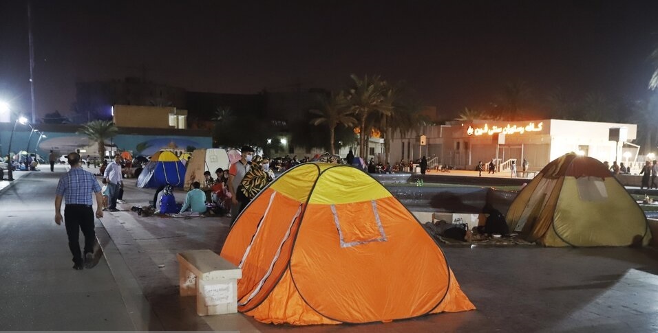 اماده///اصلی‌ترین نیاز مردم زلزله زده چادر است / اعتراضات مردم رضوان به علت کمبود چادر