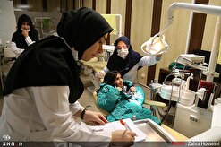 ارائه خدمات داندانپزشکی از سوی جهادگران قزوینی به  دانش‌آموزان تحت پوشش کمیته امداد