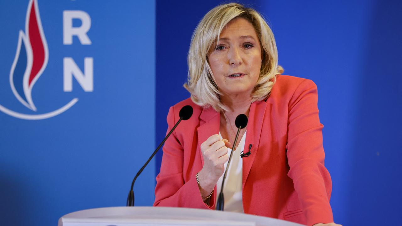 انتخابات فرانسه؛ چه کسانی برای تصاحب الیزه رقابت می‌کنند؟