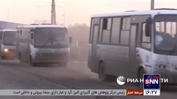 ارتش مسکو اولین گروه از غیرنظامیان اوکراینی را به مرز روسیه منتقل کرد