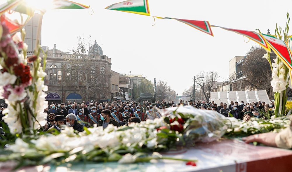 مراسم تشییع پیکر شهید گمنام دفاع مقدس در سازمان ثبت اسناد و املاک کشور برگزار شد