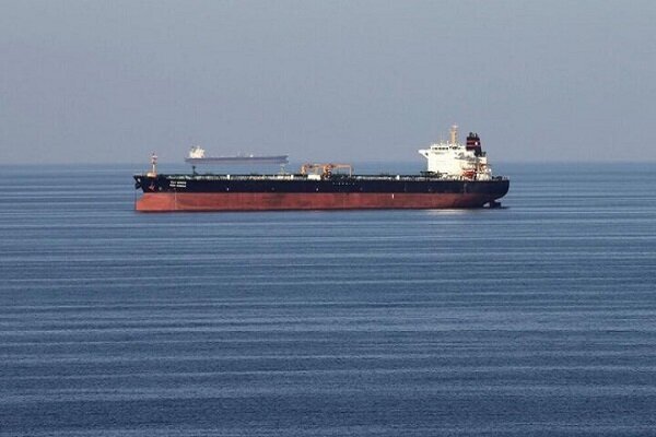 توقیف 5 شناور با 400 هزار لیتر سوخت قاچاق در خلیج فارس