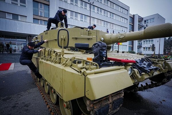 اسلحه‌ساز آلمانی در اوکراین خط تولید تانک راه‌اندازی می‌کند