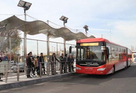 گلشنی: ایرادات ایستگاه‌های اتوبوس تا پایان سال رفع می‌شود