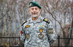 دریادار سیاری: ایران از گلوگاه‌های سخت و نفس‌گیر عبور کرد