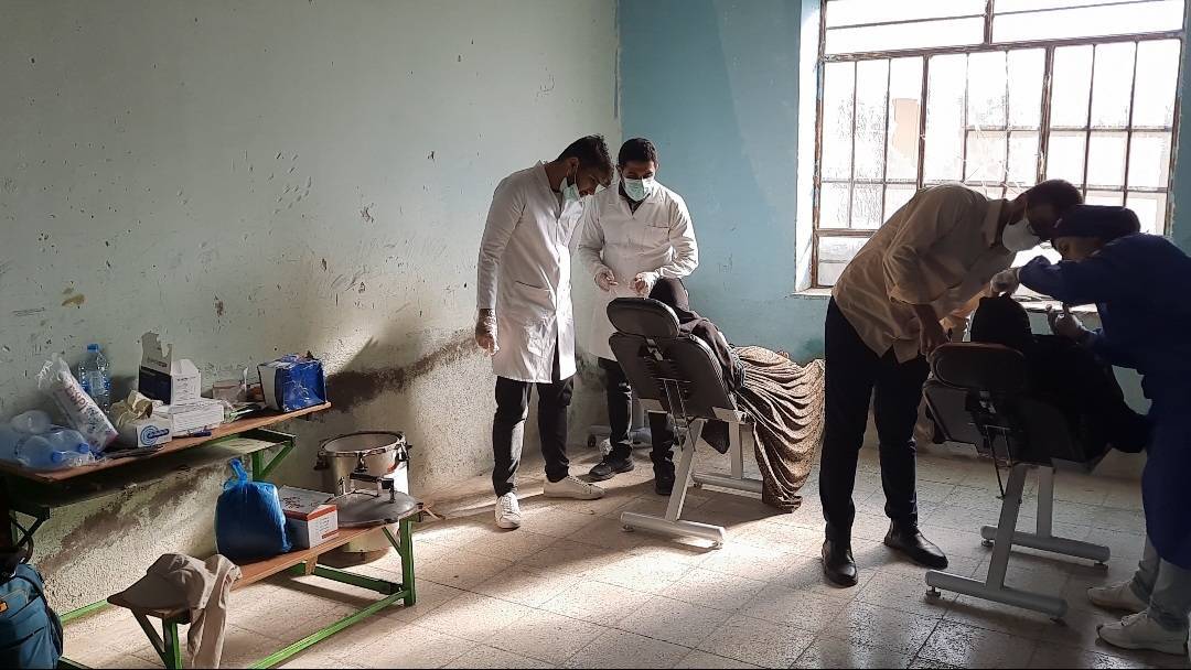 خدمت‌رسانی گروه جهادی درمانی بسیج دانشجویی دانشگاه علوم پزشکی یاسوج به مناطق محروم و کمتر برخوردار شهرستان چرام +(تصاویر)