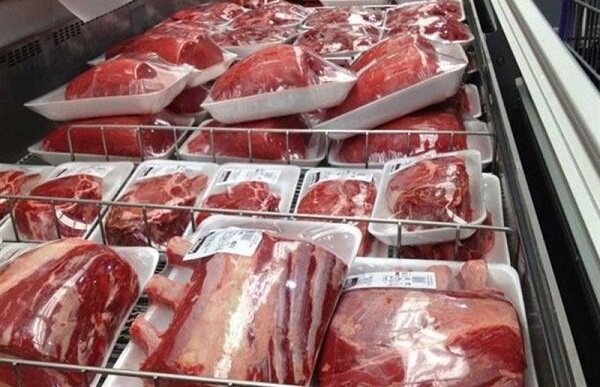 جعفری: گوشت وارداتی بی کیفیت از بازار جمع شد