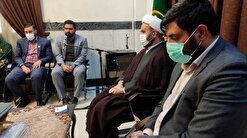 جمعی از دانشجویان بسیجی دانشگاه‌های فارس با تولیت آستان احمدی و محمدی دیدار کردند