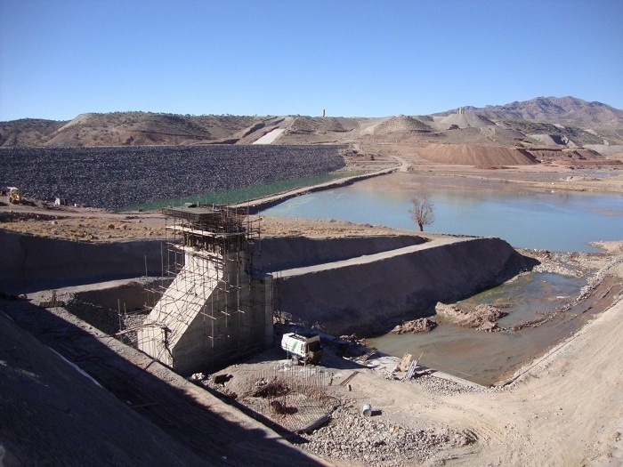 ۱۵ سال ساخت سد، بدون مجوز محیط زیست! / صفارود، سدی که به «بحران آب» در کرمان دامن می‌زند
